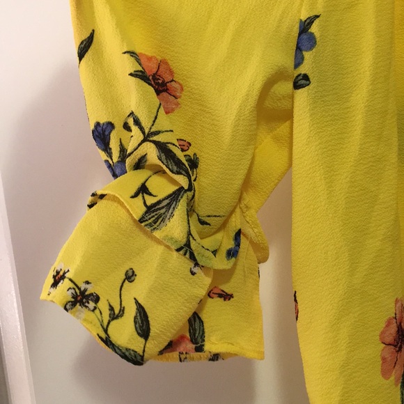 Top - Picture 2 of 4